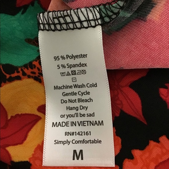 👗 Leaf and Floral Print Tunic T-shirt Size M - Picture 2 of 4